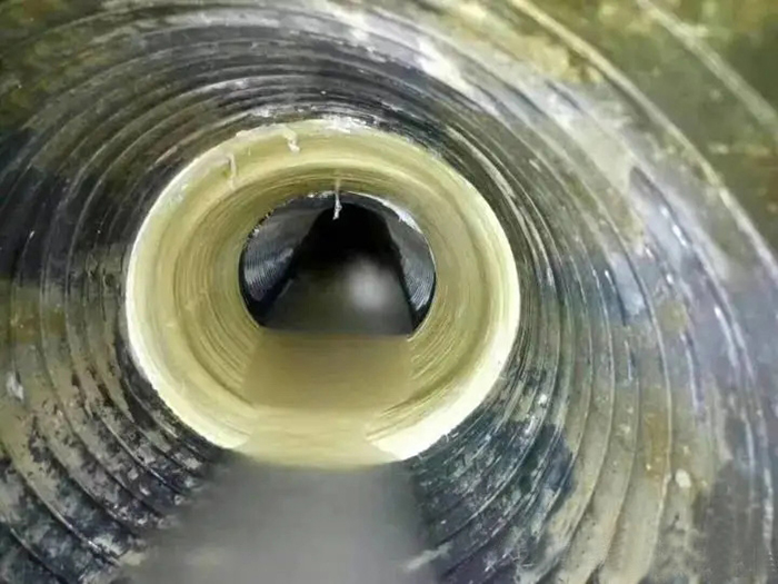 湖里内衬修复法通常适用于哪些类型的断面管道