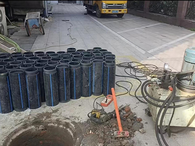 湖里PE置换管厂家 DN315置换管 非开挖管短管置换